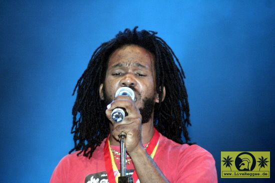 Al Griffiths (Jam) with The Gladiators 11- Chiemsee Reggae Festival, Übersee - Main Stage 21- August 2005 (2)-jpg